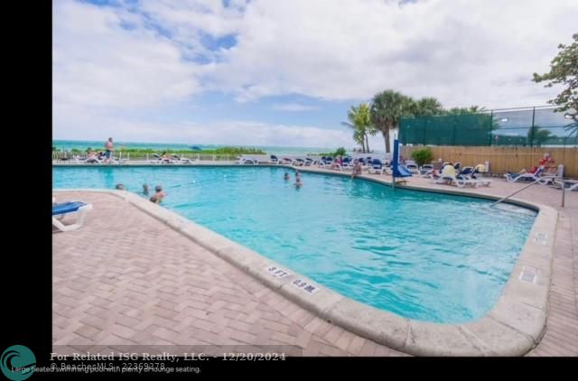 Pool overlooking the Ocean