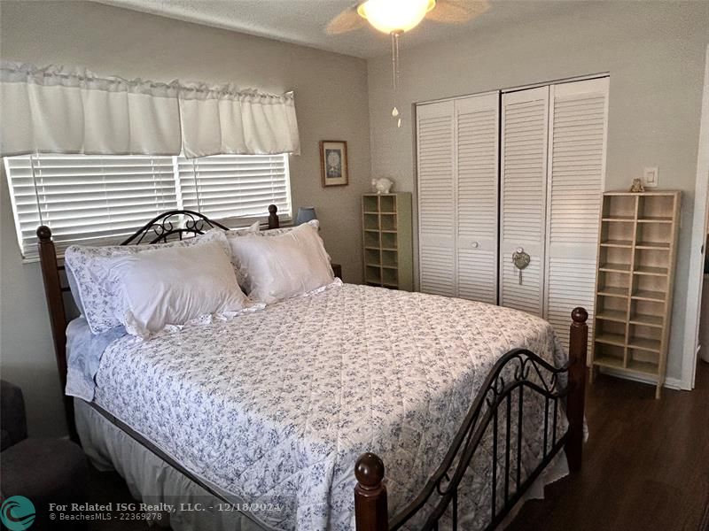 Large 2nd Bedroom. This furniture leaves with Seller