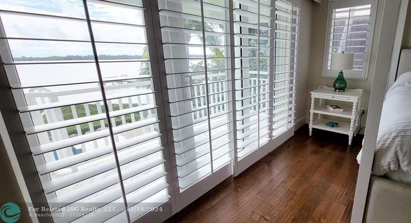 Plantation shutters