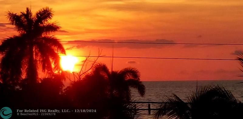 Loft 1st balcony view - sunset