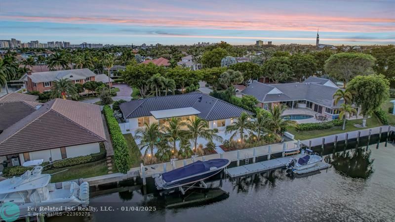 Both Day and Night â€” This Home is Mesmerizing!