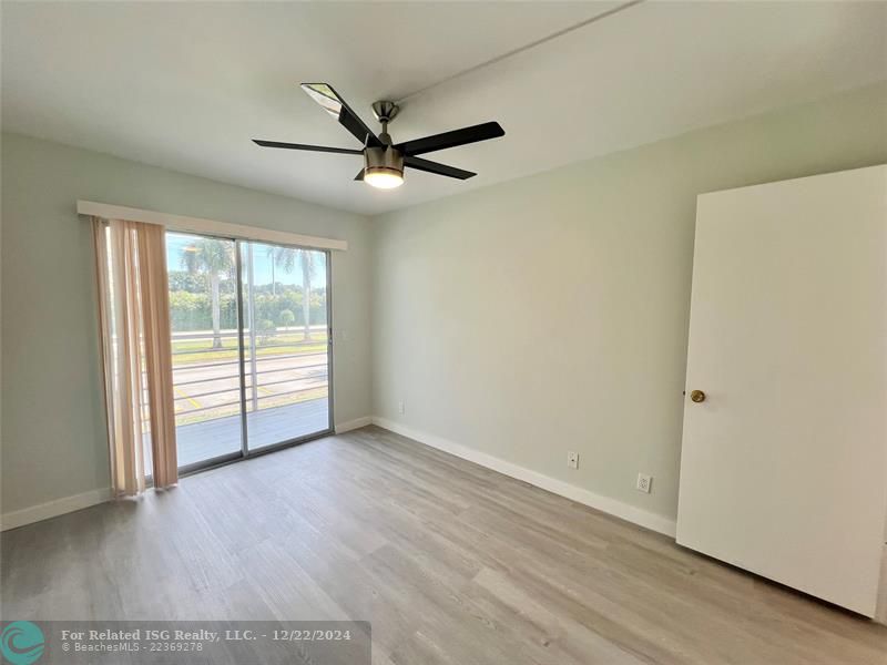 VIRTUALLY STAGED LIVING/DINING AREA