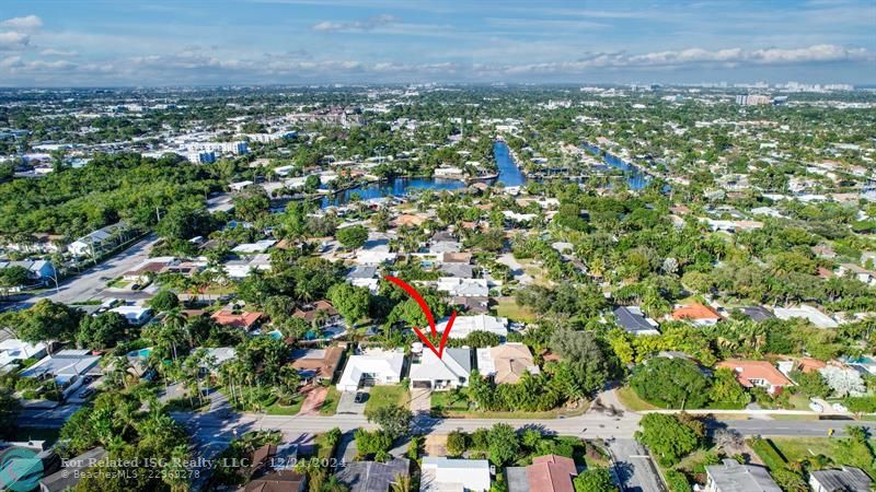 Aerial showcasing proximity to South Fork Middle River and Wilton Manors.