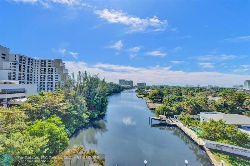 Gorgeous views of Lake Mayan