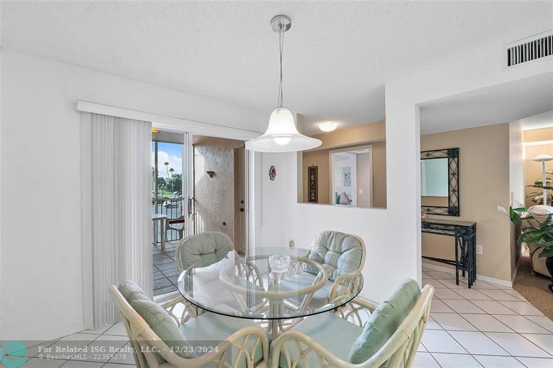 The breakfast area overlooks the front porch.