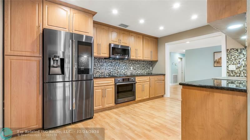 Kitchen - New Smart Fridge