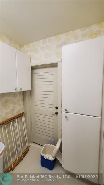 UTILITY ROOM-HAS SEPARATE ENTRANCE FROM OUTSIDE HALLWAY