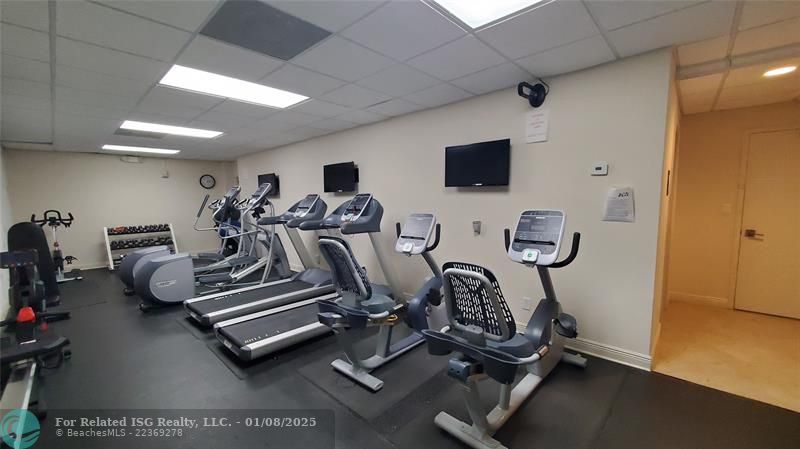 FITNESS ROOM 3RD VIEW