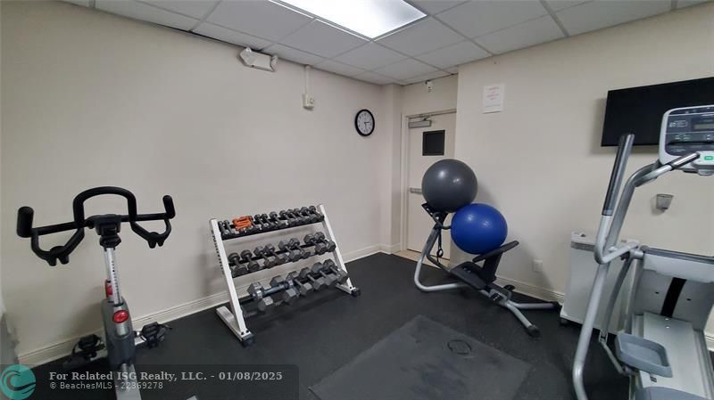 FITNESS ROOM 4TH VIEW