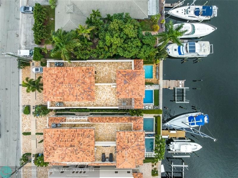 Huge dock with boat lift