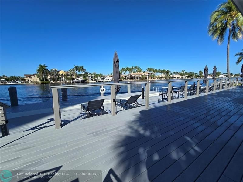 Barbecue Area on the Intracoastal