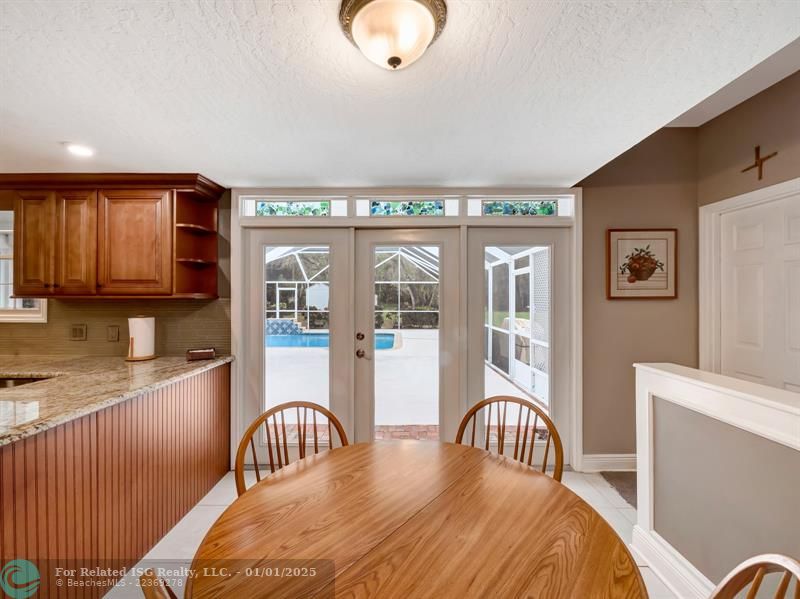 eat in kitchen area off pool patio