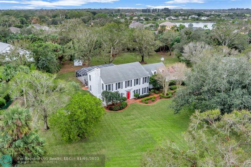 Spacious Yard over an acre and a pool!