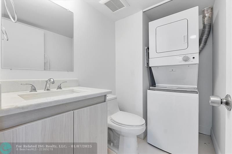 POWDER ROOM WITH WASHER/DRYER