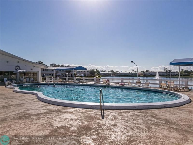 HEATED POOL ON THE LAKE