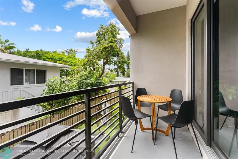 balcony second floor