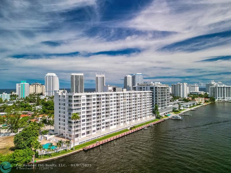 Direct Intracoastal View