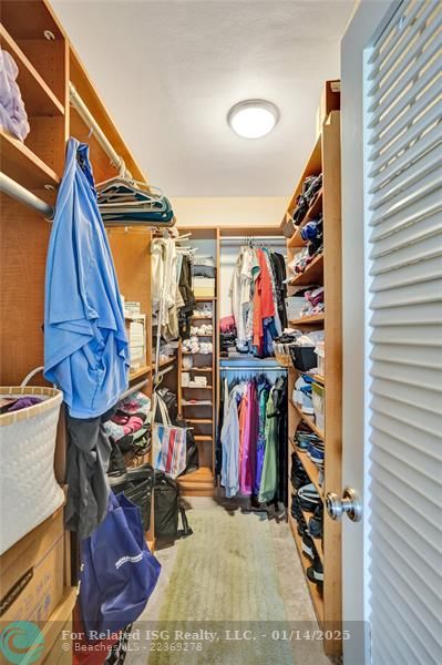 walk in closet