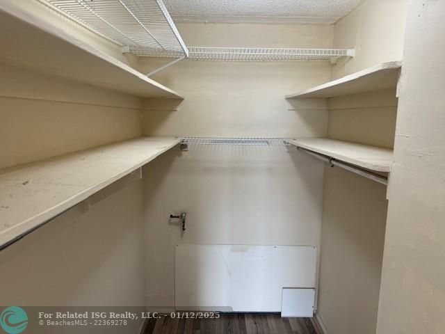 Master Bedroom Closet