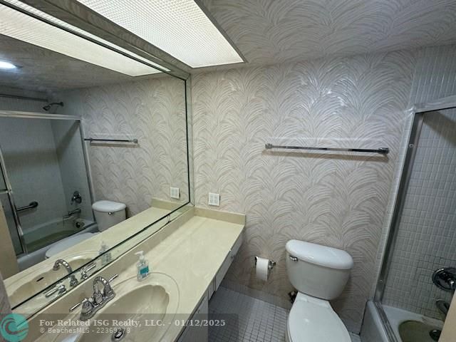 Jr. Master Bathroom