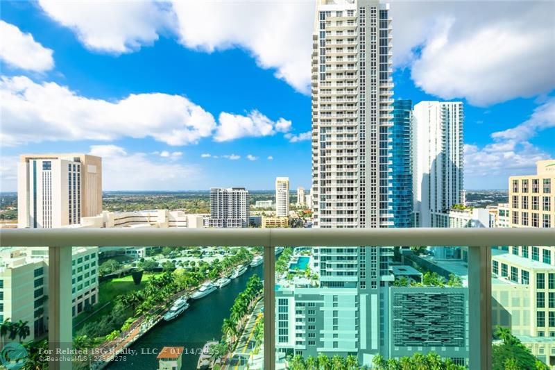 Glass Terrace with Fantastic River Views