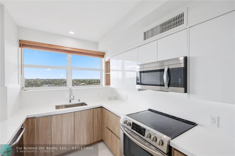 New and remodled kitchen! Water views all around!